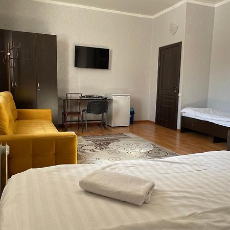 Auberge de jeunesse Fiveseasons à Almaty Extérieur photo
