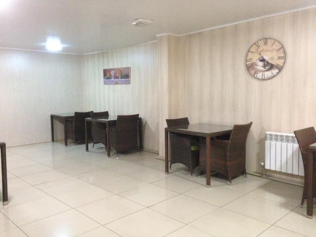 Auberge de jeunesse Fiveseasons à Almaty Extérieur photo