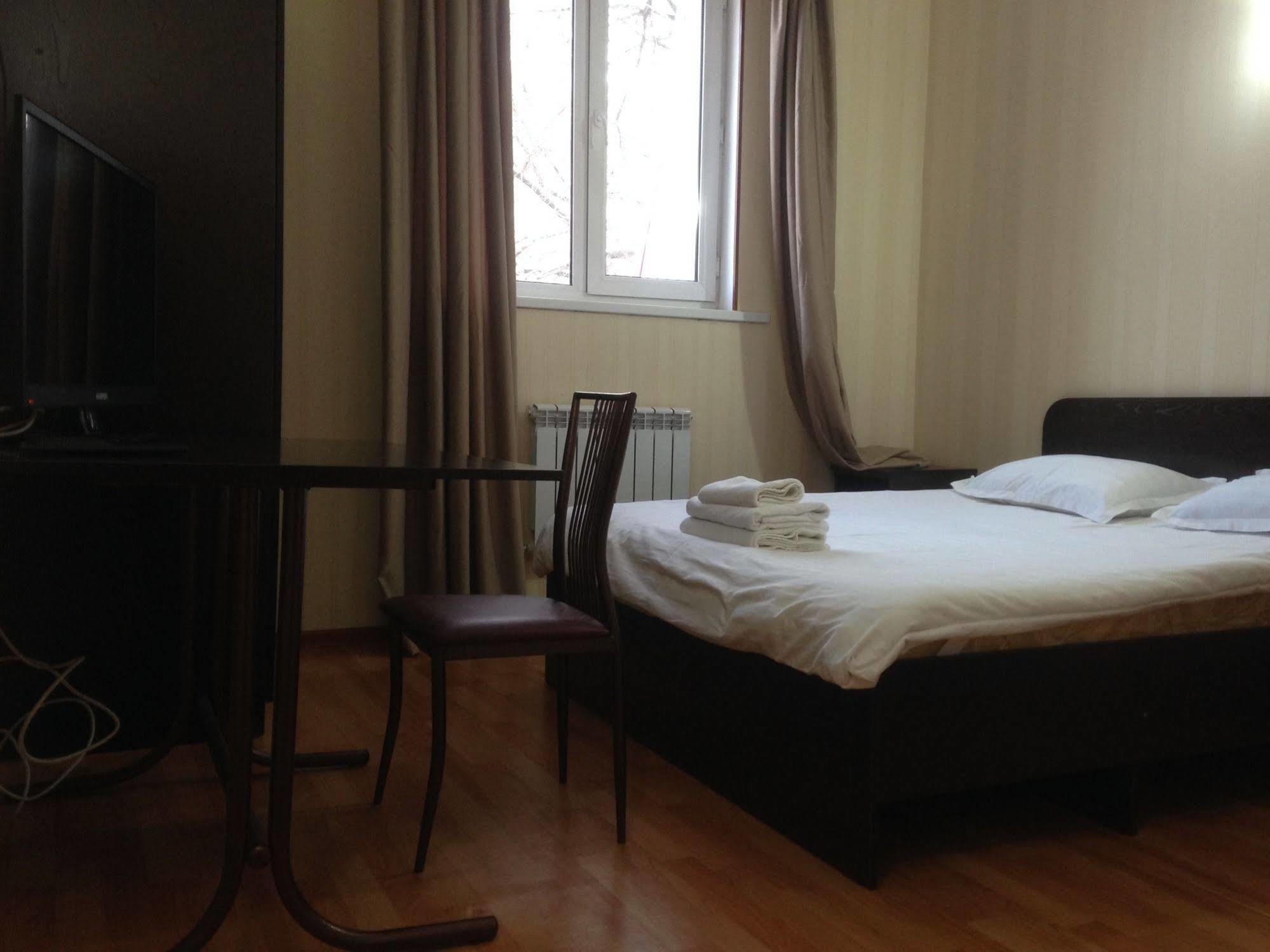 Auberge de jeunesse Fiveseasons à Almaty Extérieur photo